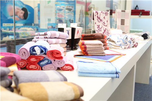 �³��B�����Ҽ����c���ڴ���