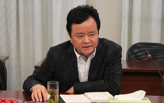 中國家紡行業協會會長楊兆華一行蒞臨堂皇集團視察調研