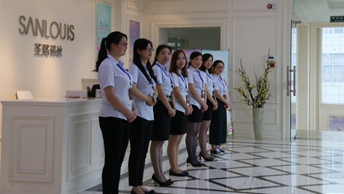 ʥ·�׽z�Ҽ�����Ʒ���ƽ��(hu��)���_(k��i)