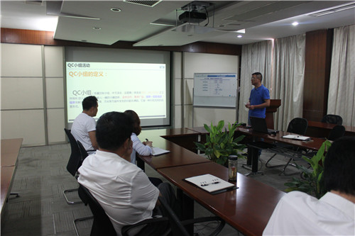 �ûʼ��F���c��п�·�y�У������R�ϳ��l