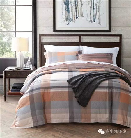 ����Ҽ���һ��ɫ���������ζ���ħ�ԣ�