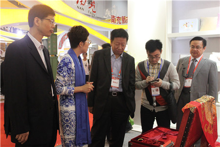 2016中國國際絲綢博覽會在杭州蕭山國際博覽中心隆重舉辦