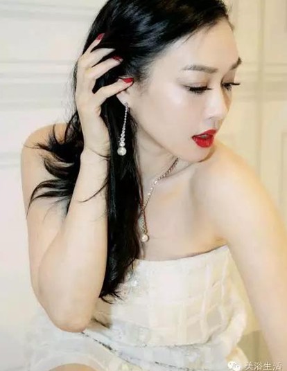 美浴生活:有一種性感叫浴巾,有一種誘惑叫裹浴巾!