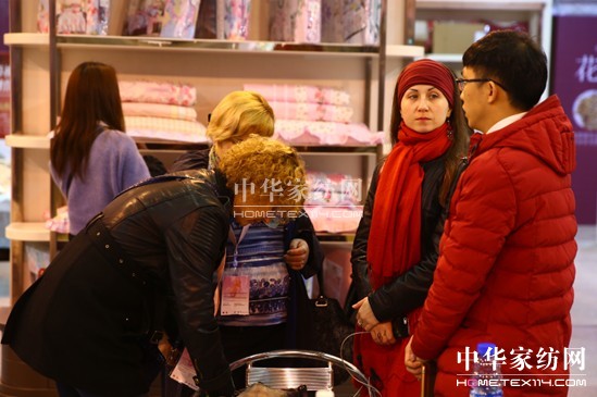 透視觀眾數據,探秘春季家紡展大勢:成品貿易凸顯,借五展聯動之“東風”橫掃上下游