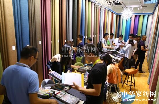奢侈范色彩牌素樸風(fēng)齊上陣布藝大咖們即將在家紡展會(huì)上演時(shí)尚大劇