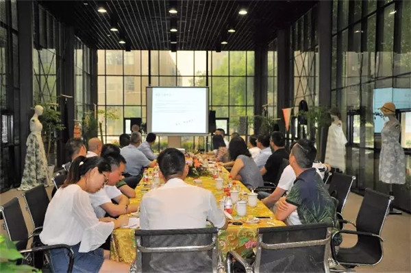 海寧家紡協(xié)會走訪天一紡織干貨滿滿