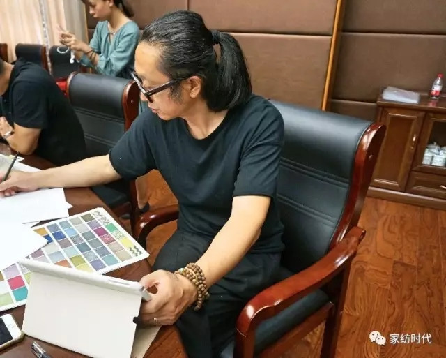 又一場設(shè)計風(fēng)暴撲向海寧!“整體軟裝設(shè)計組”錦上添花、如期開評!