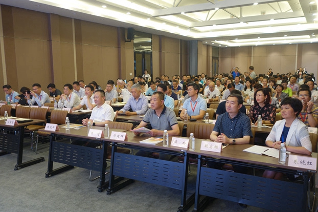 縫制設(shè)備大佬與家紡大佬齊聚震澤 聚力智能制造睡眠健康(一)