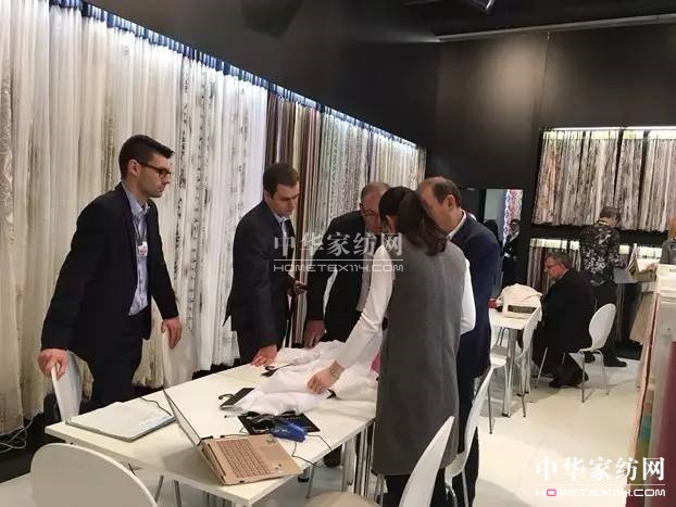 ���2017�Ϻ��＾�Ҽ�չ��С܎���������ִ�ҾӮa�I