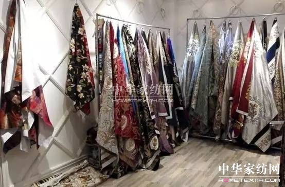 �ຼ��ˇ�������Ļ��c�r�и��{���˻�ζ�o�F