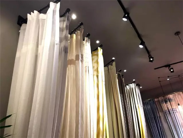 海寧家博會:20載風(fēng)雨同行,今朝再現(xiàn)雄風(fēng)