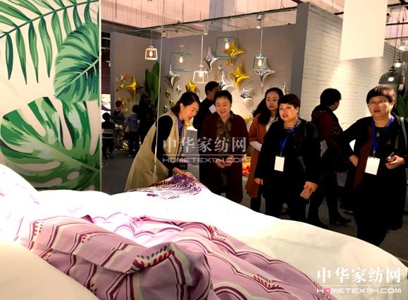 ���`•�³̡����R���Ҽ�2018������Ʒ�l(f��)����(hu��)�A�M��Ļ��