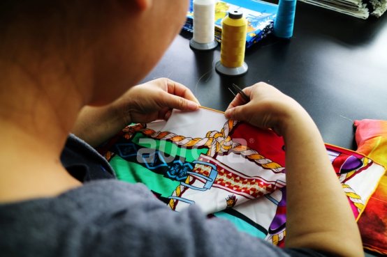 ͬ���ǽz�����W�_���{ʲô���f�������R�ˣ�