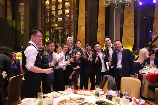 ��׌���J�ɞ����F���ڶ��û��۰Ĵ󞳅^�ҾӼ��bI�I�����ɹ����_