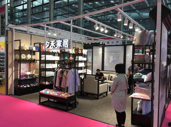 Ϧ�̣�����֮���Ĺ��K�z��