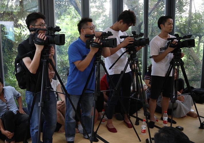 在自然的秘境里,你想撩一場怎樣的發布會