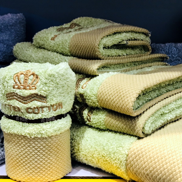 ���ϰ�ɫǧˇ���x�����W(xu��)ë��--�L�ӱ�ǧˇ����Ʒ�������޹�˾���T�˴�����(qi��ng)